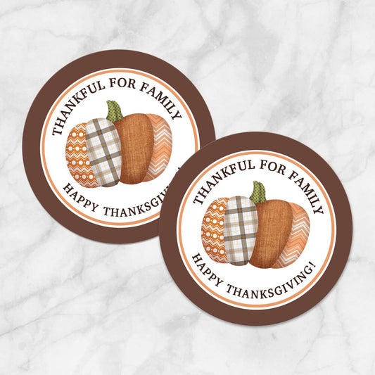 Printable Patchwork Pumpkin Thanksgiving Stickers or Cupcake Toppers at Printable Planning. Example of 2.
